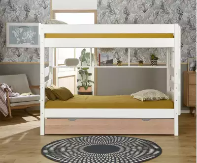 Pack 3 couchages. Lit superposé Alto blanc + sommier gigogne hêtre + 3 matelas