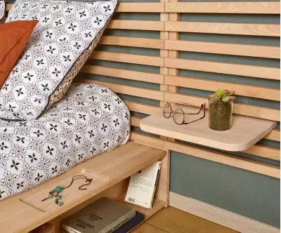 Détail tête de lit avec tablette Hooker