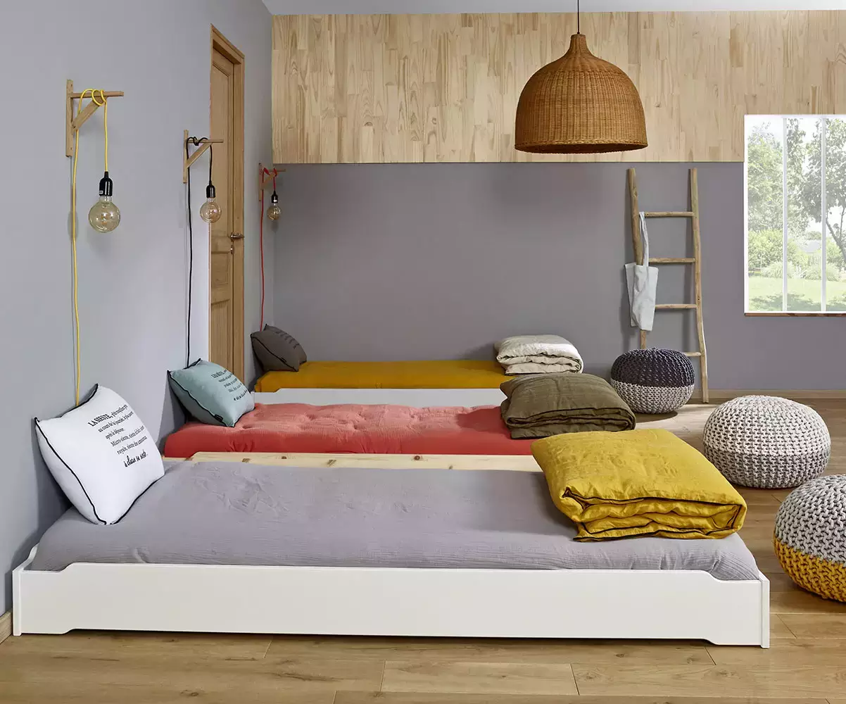 Lit empilable en bois massif Lit empilable en bois massif