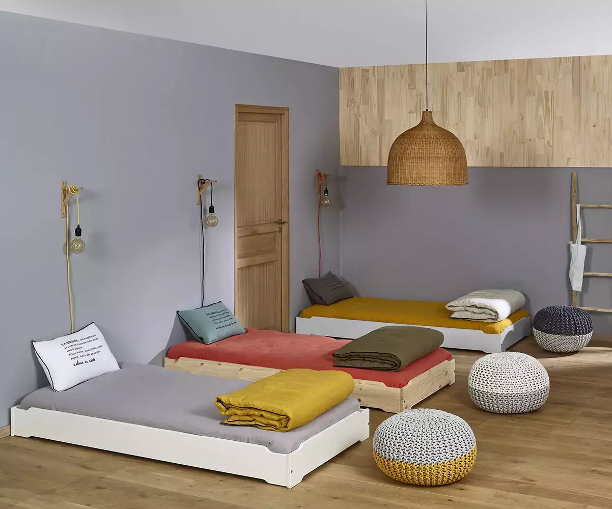 Lits empilables avec matelas Vaka Lits empilables avec matelas Vaka