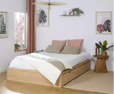 Lit Akara avec matelas est élégant