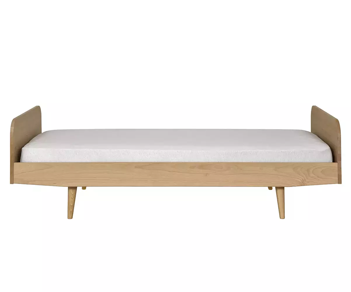 Lit Kaitos adulte en bois de hêtre massif avec matelas Lit Kaitos adulte en bois de hêtre massif avec matelas