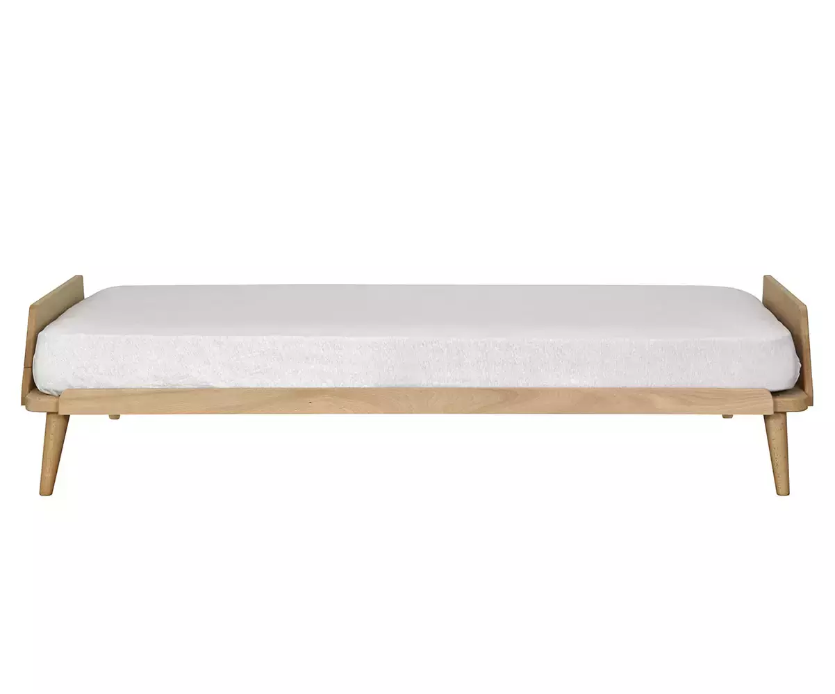 Lit Algol adulte vue de côté avec matelas Lit Algol adulte vue de côté avec matelas