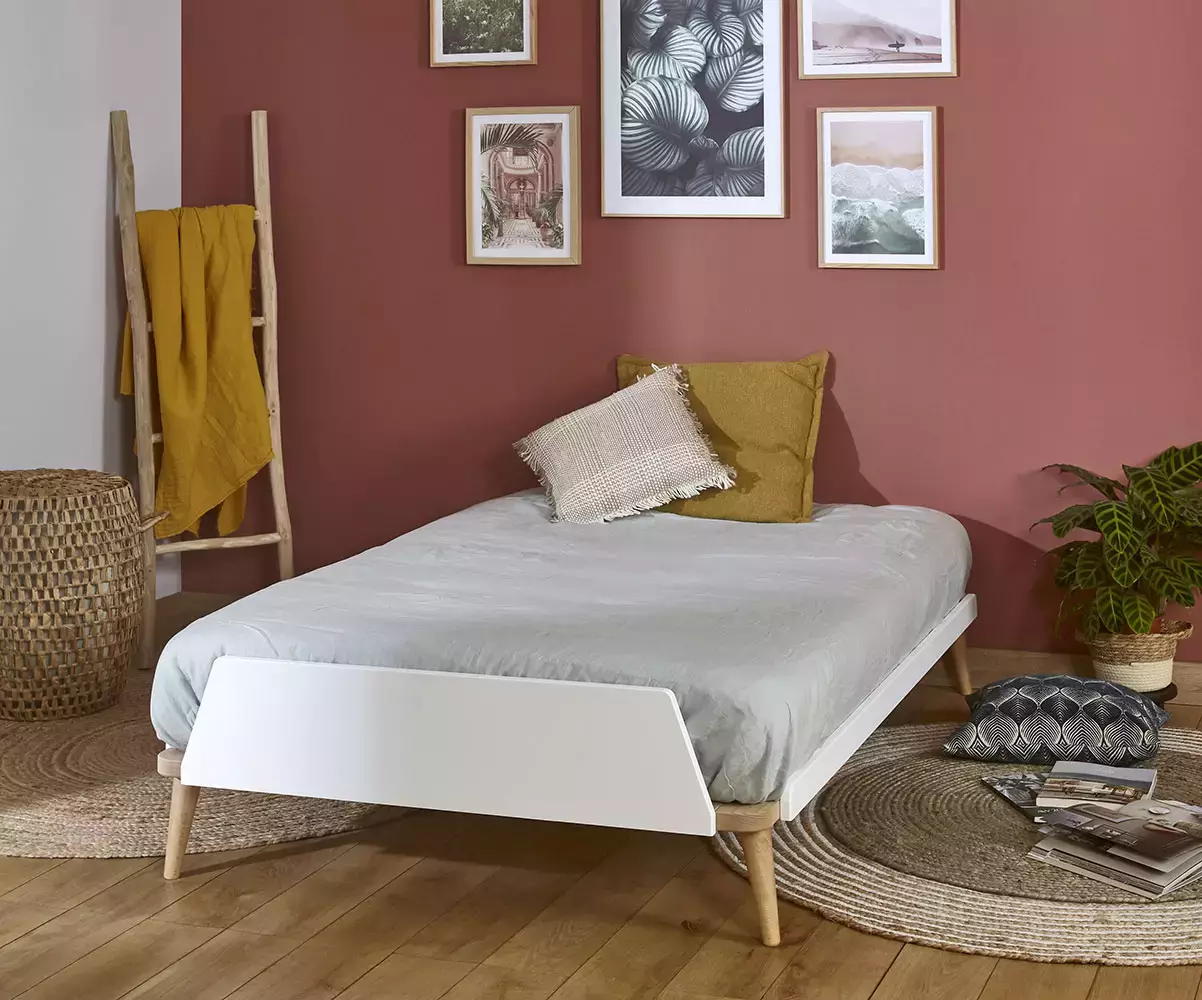 Lit Algol blanc adulte avec pied avec matelas Lit Algol blanc adulte avec pied avec matelas