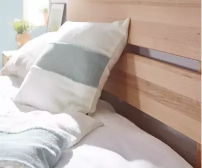 Zoom pack avec tete de lit ajourée Caravel
