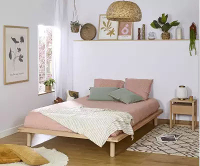 Lit Savo avec matelas apporte une ambiance chaleureuse