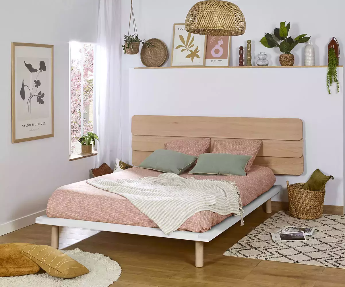 Lit Savo avec tête de lit Frégate apporte de la personnalité à votre décoration Lit Savo avec tête de lit Frégate apporte de la personnalité à votre décoration