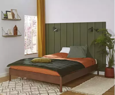 Lit Malau avec matelas en mousse haute densité
