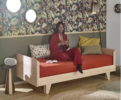 Lit peigne brut avec matelas