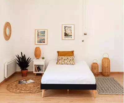 Couchage complet en bois massif noir