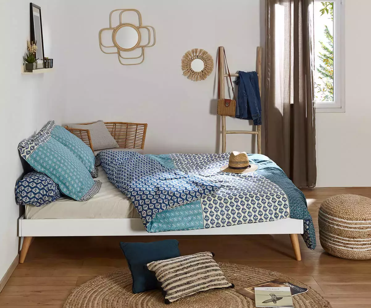 Lit 2 places blanc et bois avec matelas Lit 2 places blanc et bois avec matelas