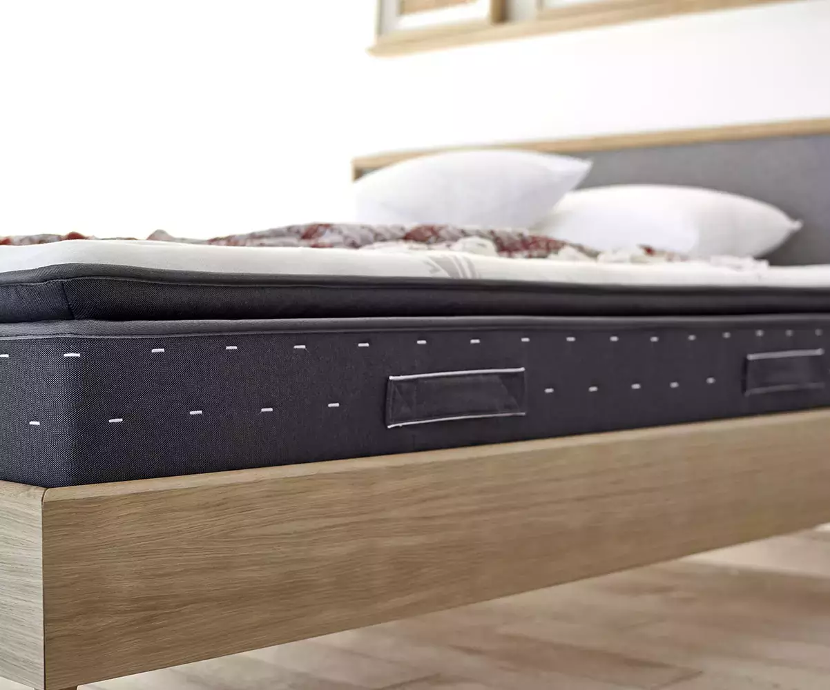 Epaisseur de matelas 28,5 cm Epaisseur de matelas 28,5 cm