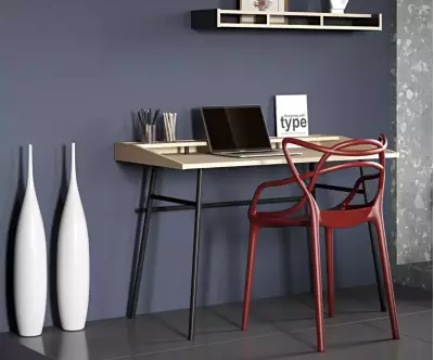 Bureau Ply apporte une touche industrielle à votre espace de travail