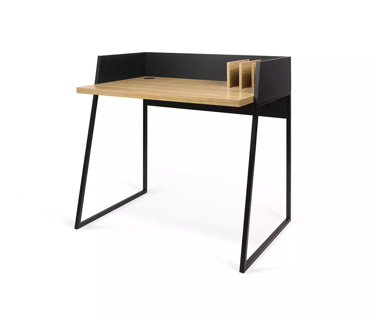 Bureau Luskan est élégant Bureau Luskan est élégant