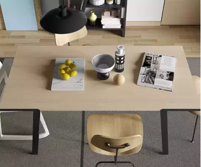 Table à manger Drift apporte une touche industrielle à votre espace de vie