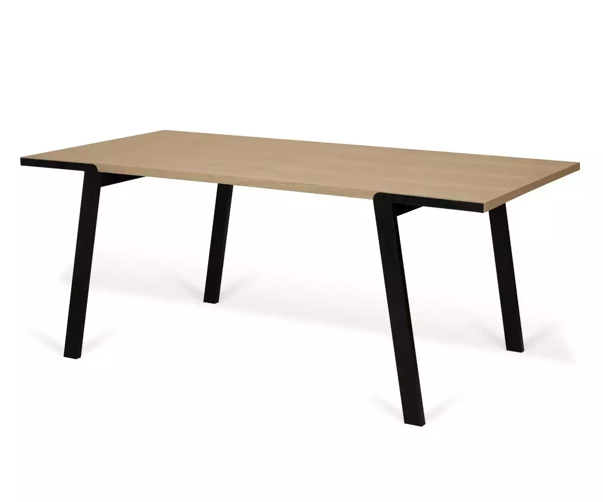 Table à manger Drift est élégante Table à manger Drift est élégante