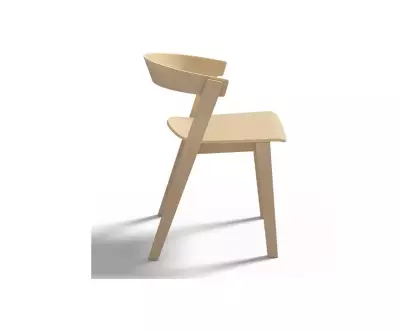 Chaise Lowan a un look original