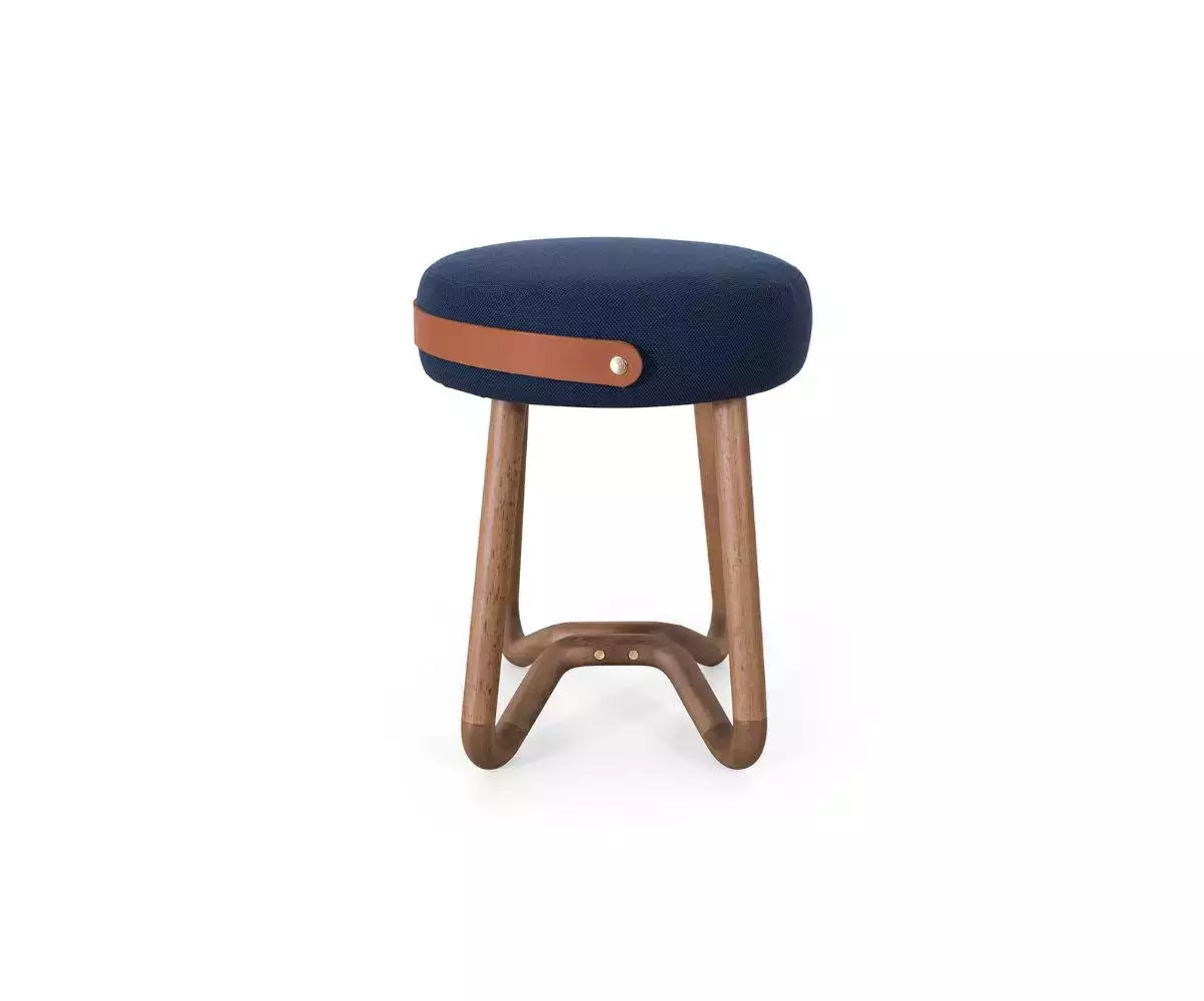 Tabouret Loop Agréable et pratique Tabouret Loop Agréable et pratique