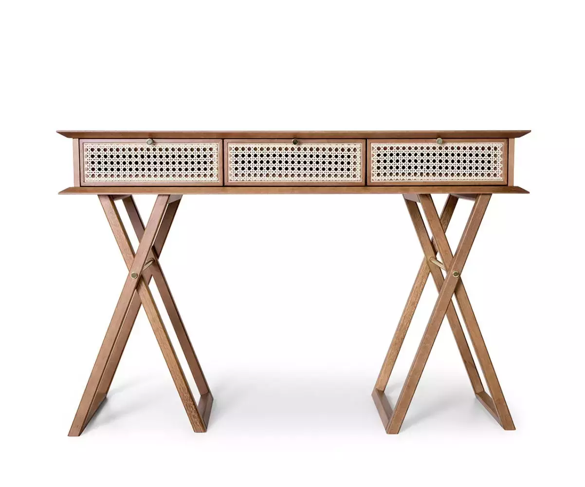 Console Dinda Mobilier de designer en bois massif et cannage naturel Console Dinda Mobilier de designer en bois massif et cannage naturel