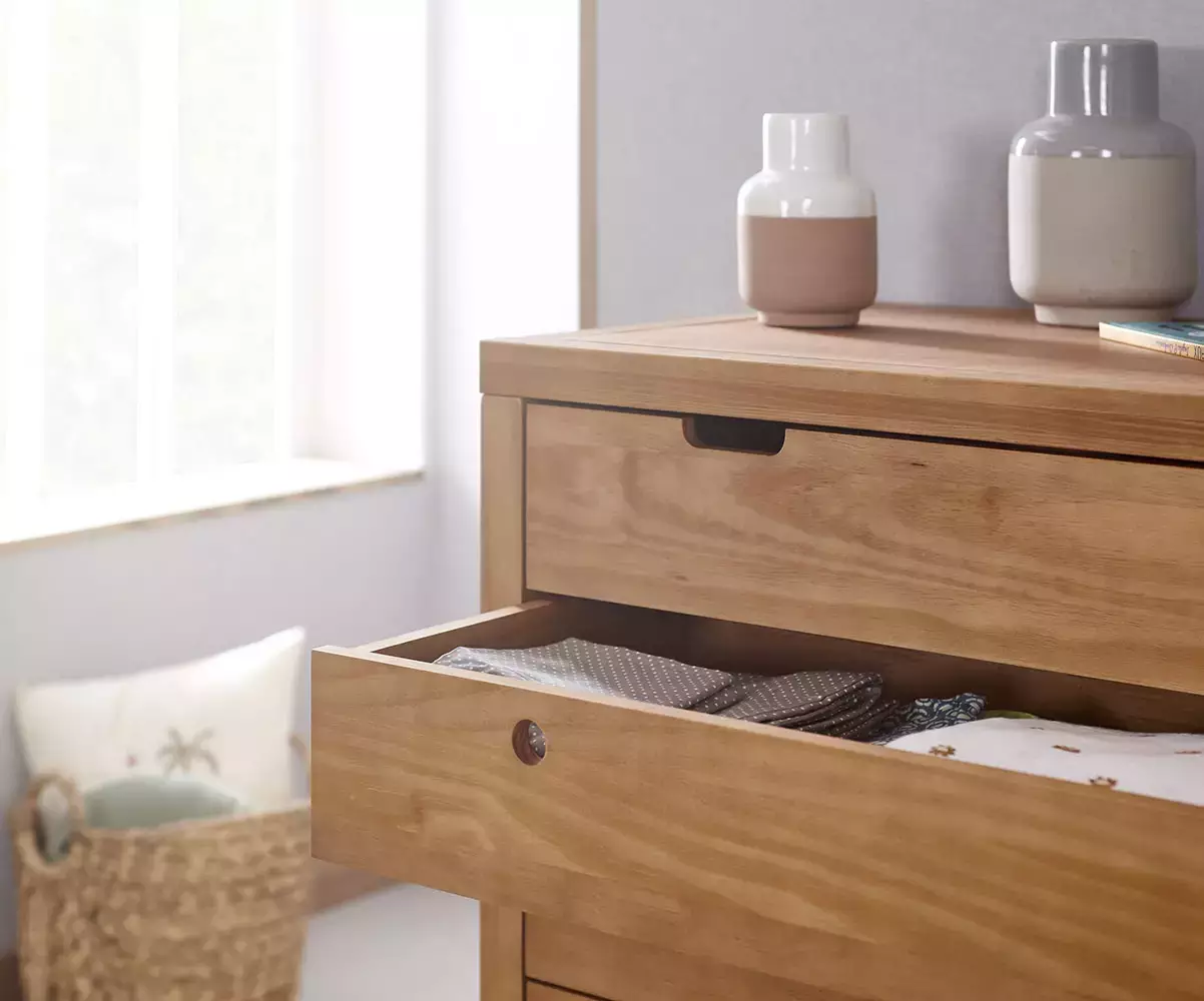 Zoom commode adulte Calycé Zoom commode adulte Calycé