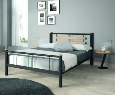 noir et bois ambiance 1