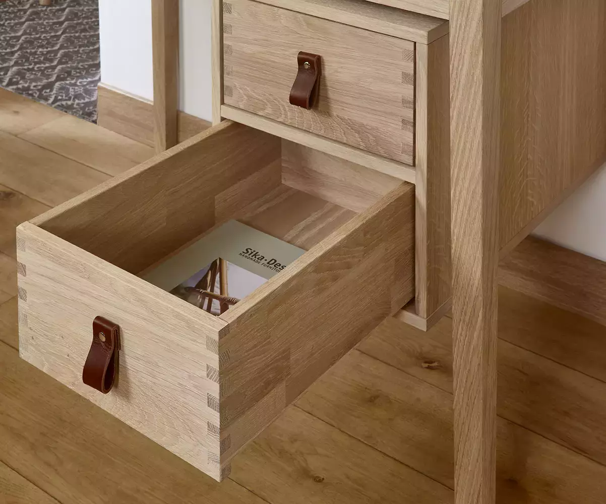 Tiroir ouvert du bureau Notos Tiroir ouvert du bureau Notos