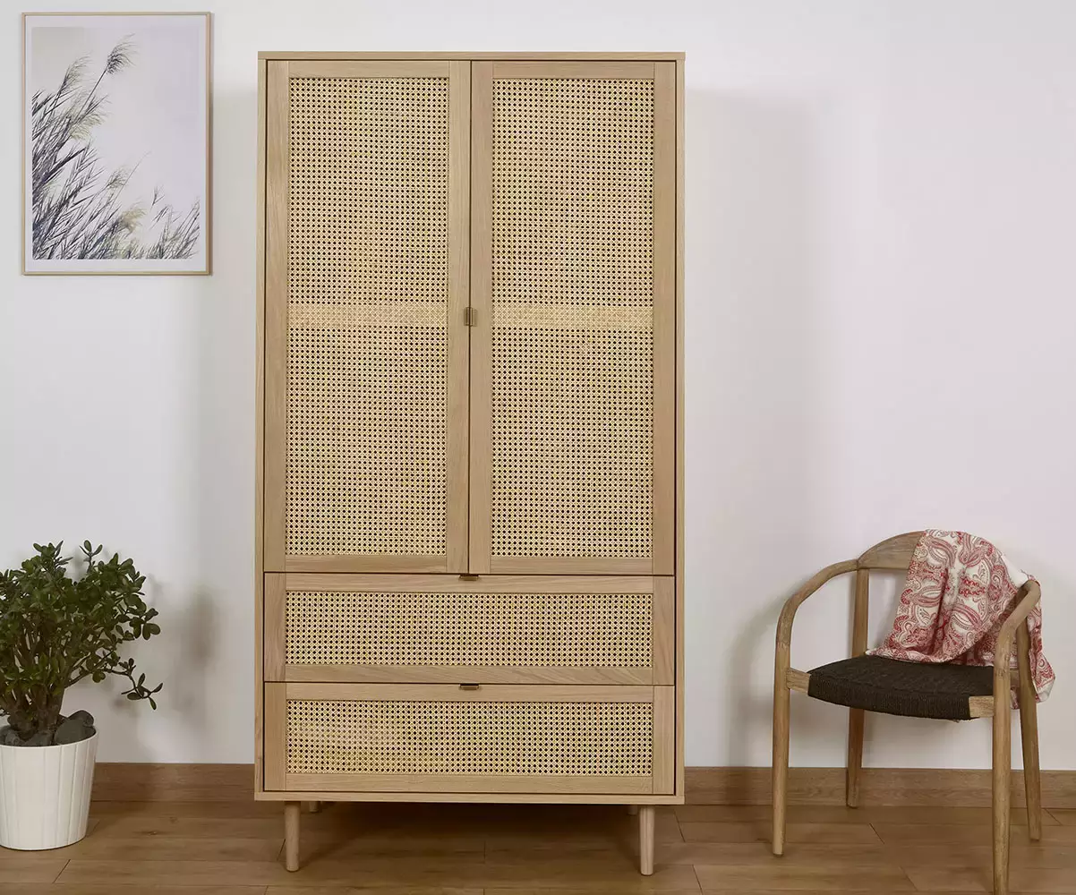 Armoire Bénarès avec cannage Armoire Bénarès avec cannage
