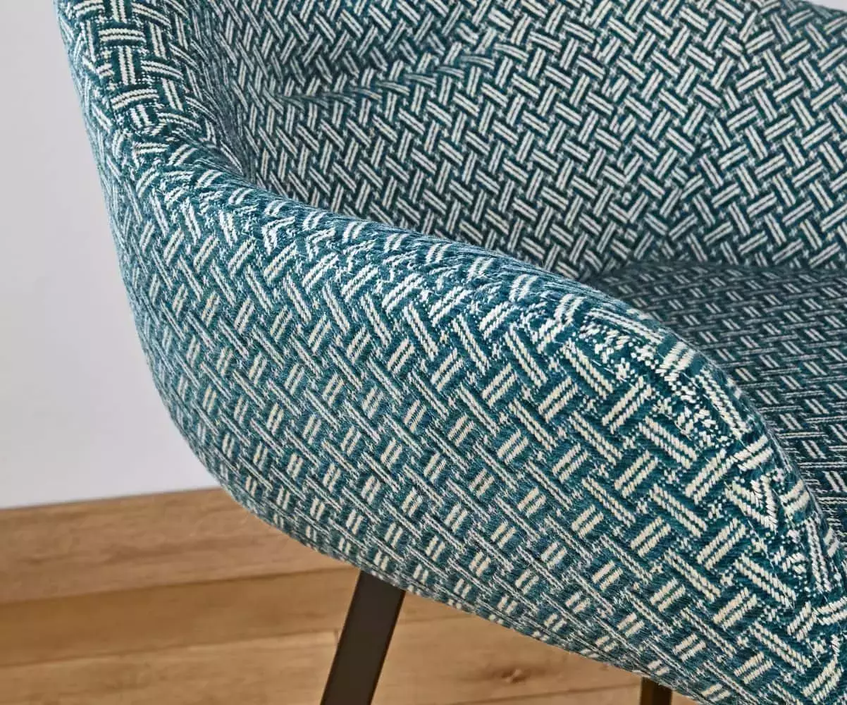 Zoom fauteuil Yugi Zoom fauteuil Yugi