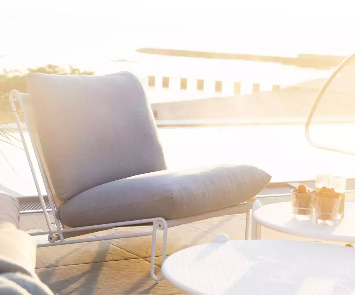 Fauteuil Saint Tropez blanc et gris Fauteuil Saint Tropez blanc et gris