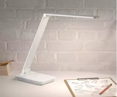 Lampe à Poser Tafahi coloris blanc apporte une décoration originale à votre pièce