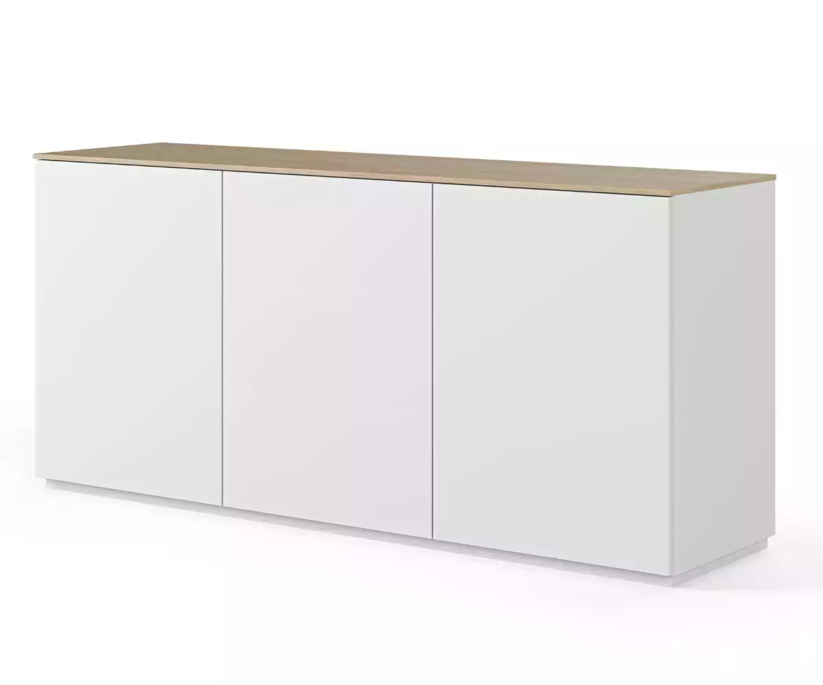 Buffet Combray offre un espace de rangement généreux Buffet Combray offre un espace de rangement généreux