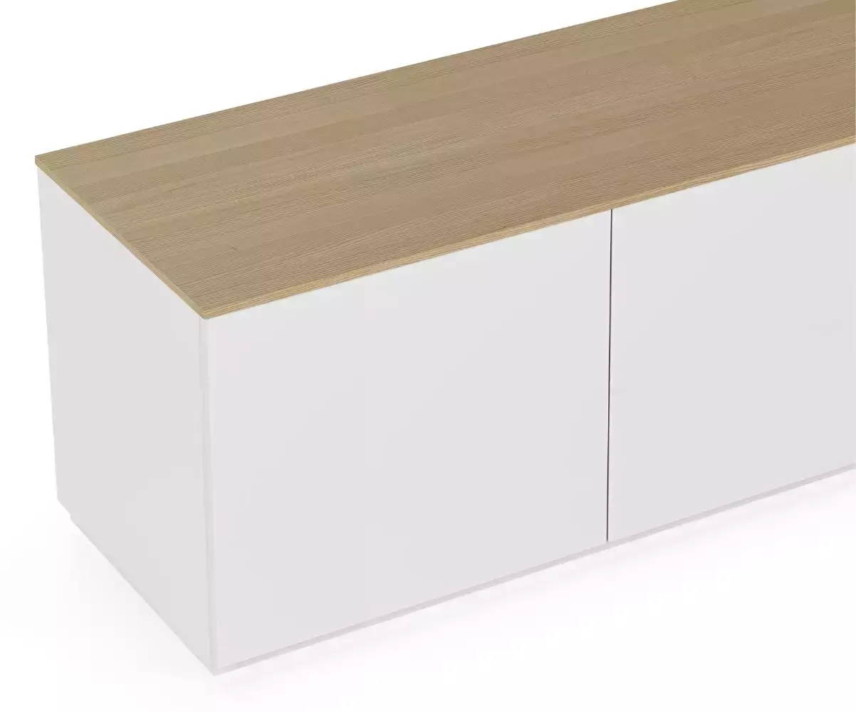 Meuble TV Combray offre un espace de rangement généreux Meuble TV Combray offre un espace de rangement généreux