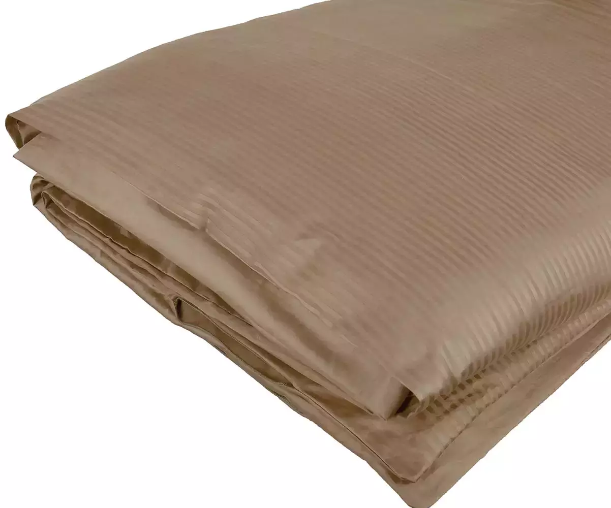 Housse de couette pliée taupe Housse de couette pliée taupe