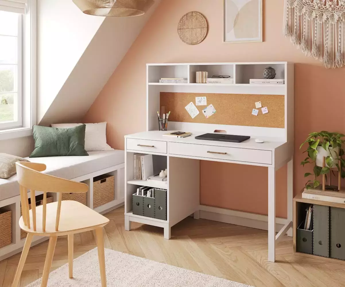 Bureau blanc avec tiroirs et cases de rangement Bureau blanc avec tiroirs et cases de rangement